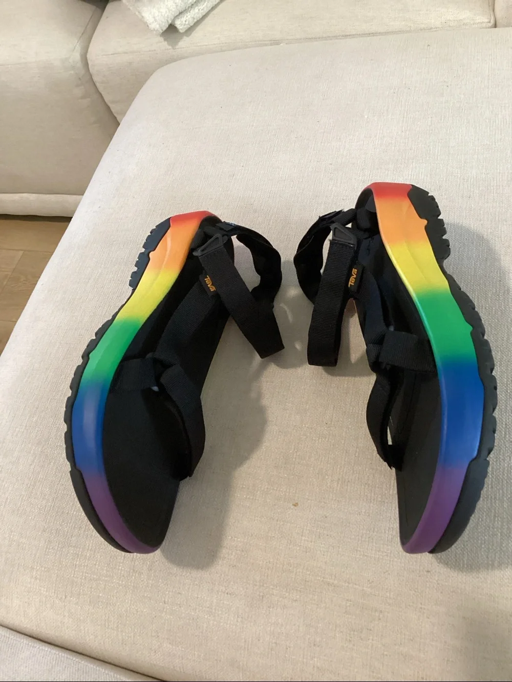 Teva Unisex Hurricane XLT2 Ampsole Brite Black/Rainbow Sandals, M12/W14, NWOT